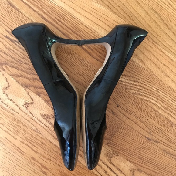 Black Patent Leather Heels - Picture 2 of 7